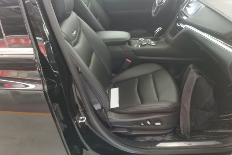 凯迪拉克XT5 2022款 2.0T 两驱豪华型局部细节41