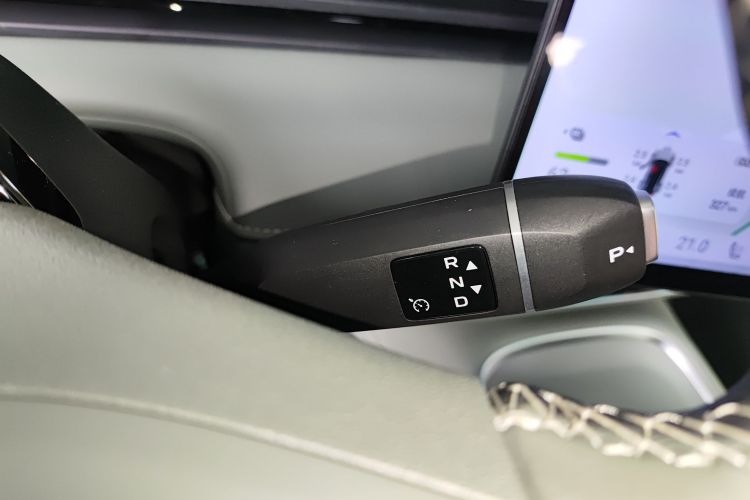 深蓝汽车 深蓝S07 2024款 520Max 乾崑智驾ADS SE纯电版局部细节18