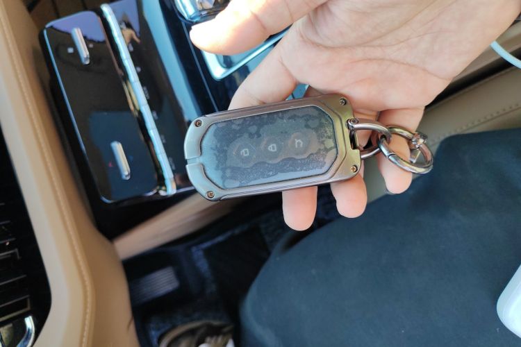 五菱汽车 五菱凯捷 2023款 2.0L DHT奢享型中控内饰11