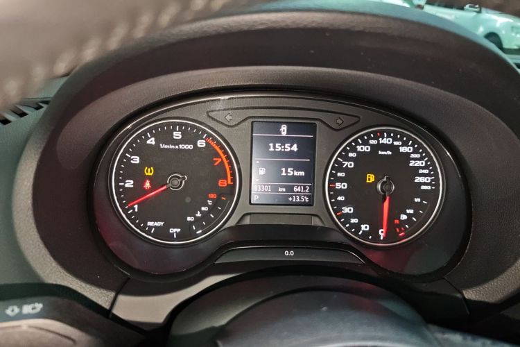 奥迪A3 2019款 Sportback 35 TFSI 进取型 国V中控内饰14