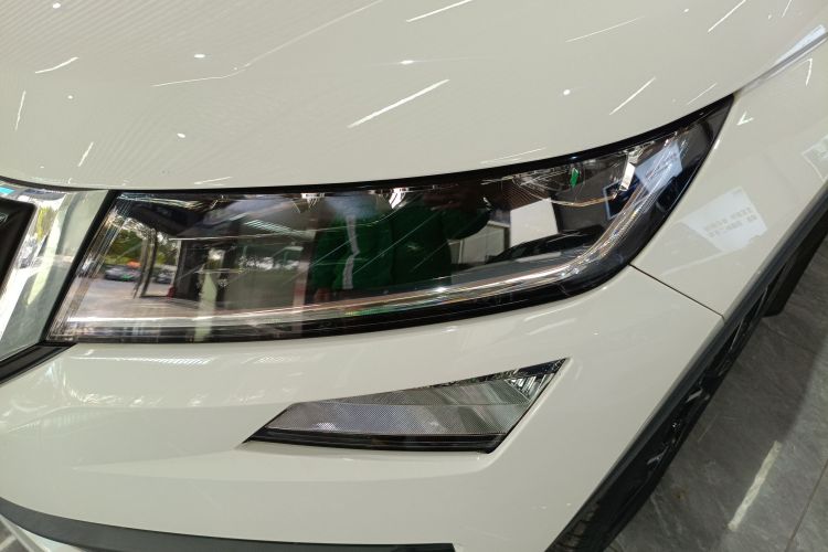 斯柯达 柯迪亚克 2020款 TSI330 7座两驱豪华优享版局部细节36