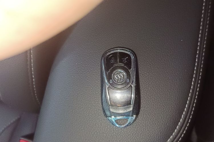 别克 英朗 2021款 改款 典范 1.5L 自动精英型中控内饰11