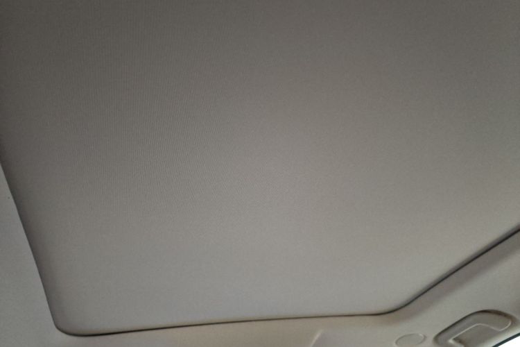 蓝电E5 PLUS 2025款 120km 标准旅行定制版 7座中控内饰22