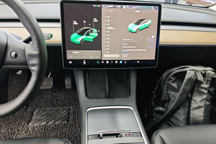 特斯拉 Model 3 2021款 标准续航后驱升级版中控内饰16
