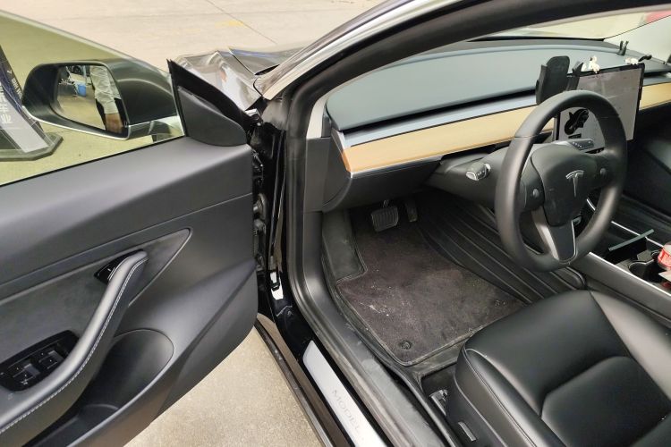 特斯拉 Model 3 2019款 标准续航后驱升级版中控内饰7002