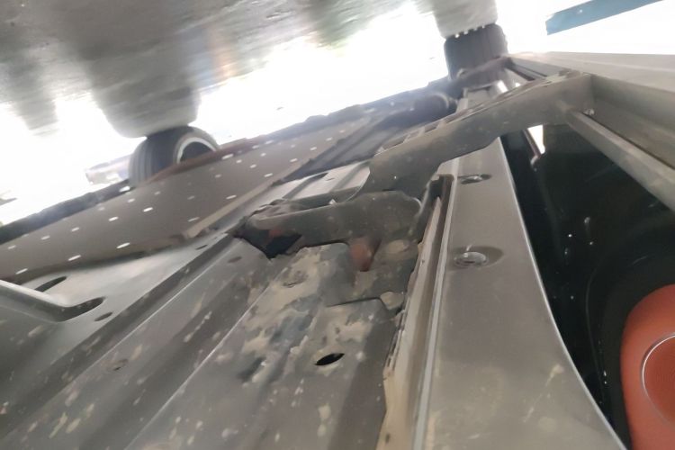 理想汽车 理想L9 2022款 Max局部细节9002