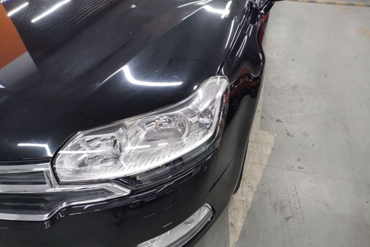 雪铁龙C5 2016款 1.6T 自动尊悦型局部细节36