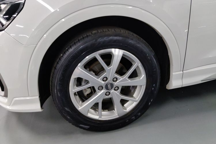 奥迪Q3 2019款 35 TFSI 进取动感型车身外观6007