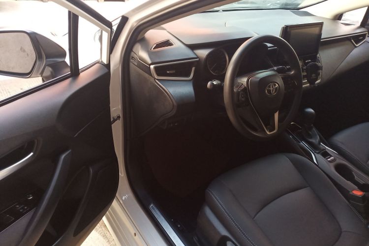 丰田 亚洲狮 2021款 2.0L 豪华版中控内饰20