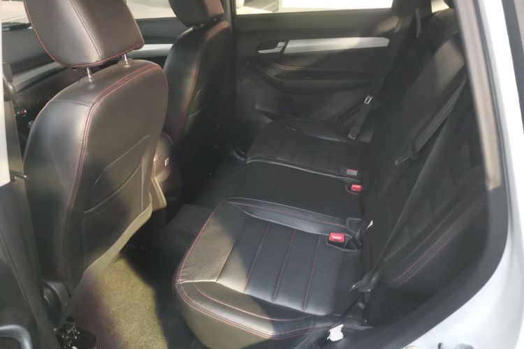 凯翼X3 2017款 1.6L 手动发烧友版 国V中控内饰21