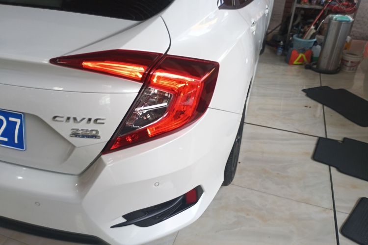 本田 思域 2019款 220TURBO CVT劲动版 国VI车身外观9