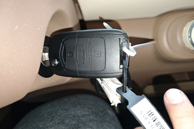 五菱汽车 宏光MINIEV 2025款 四门版 进阶款中控内饰11