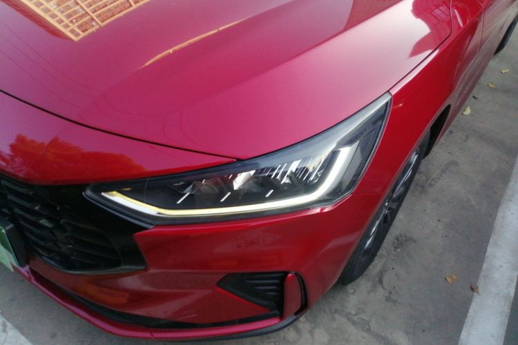 福特 福克斯 2022款 三厢 EcoBoost 180 自动竞速版局部细节36