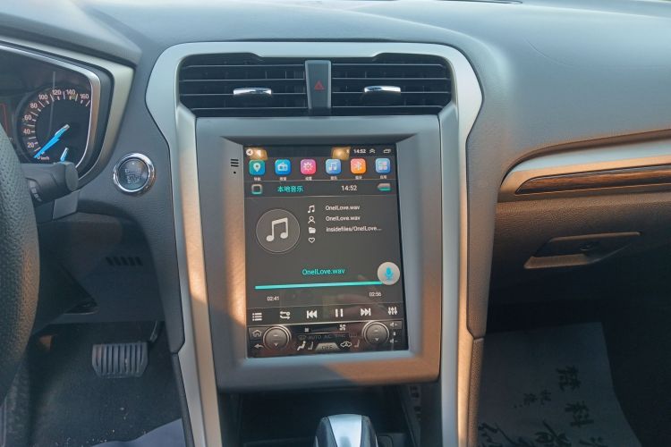 福特 蒙迪欧 2013款 2.0L GTDi200时尚型中控内饰16