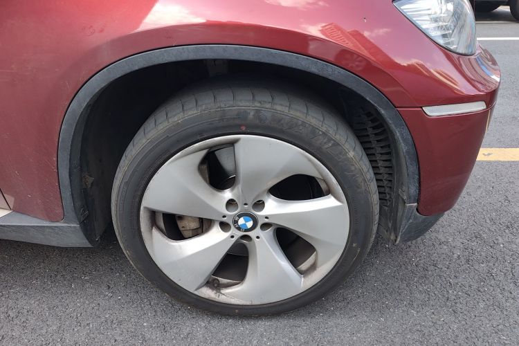 宝马X6 2010款 4.4T 混合动力版车身外观6007