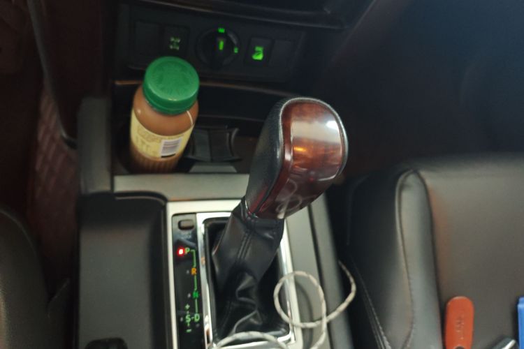 丰田 普拉多 2016款 3.5L 自动TX-L NAVI局部细节18