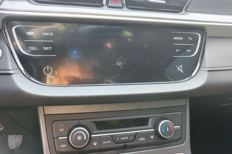 吉利汽车 帝豪 2019款 领军版 1.5L 手动向上亚运版 国VI局部细节16