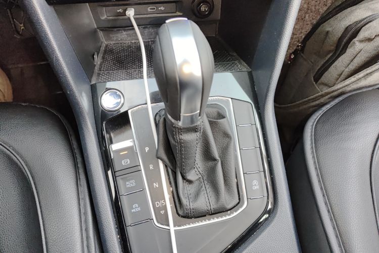 大众 途岳 2023款 300TSI 两驱满月版中控内饰18