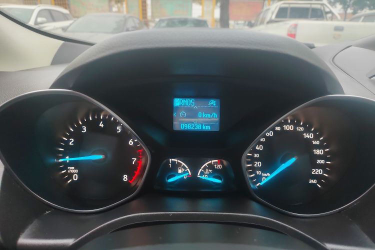 福特 翼虎 2018款 EcoBoost 180 两驱铂翼型中控内饰14