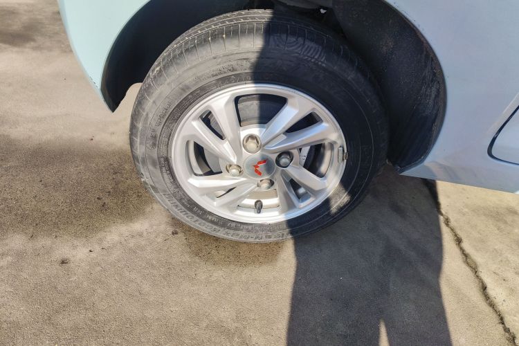 五菱汽车 宏光MINIEV 2020款 自在款 三元锂车身外观6008