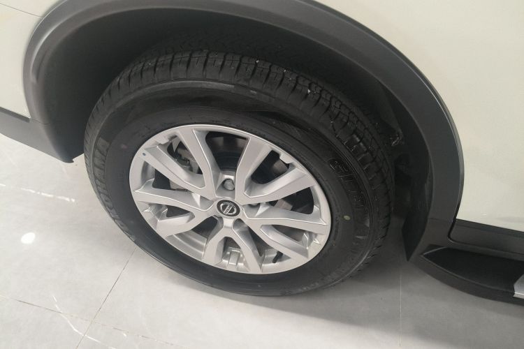 日产 奇骏 2023款 经典 2.0L 两驱智联臻享版车身外观6008