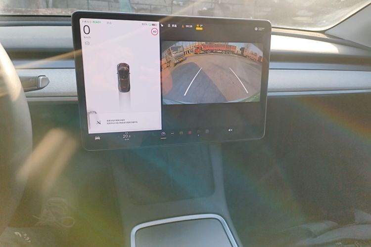 特斯拉 Model Y 2023款 长续航全轮驱动版中控内饰16