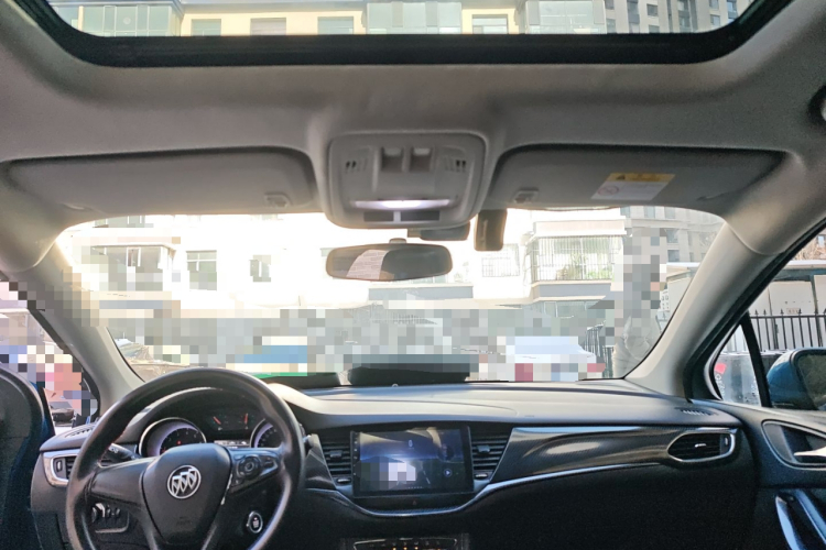 别克 威朗 2016款 两厢 15S 自动进取型中控内饰22