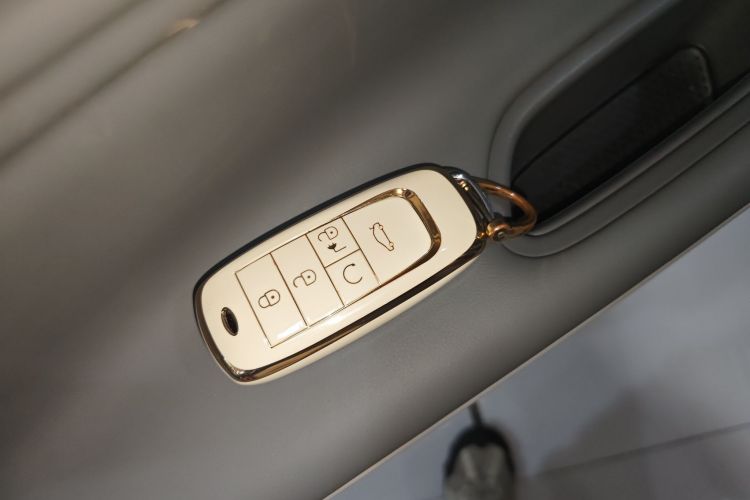 埃安 AION S Plus 2021款 60 智领版中控内饰7001