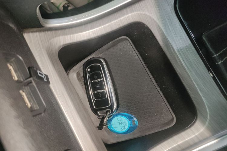 吉利汽车 远景X3 2017款 1.5L 自动尊贵型中控内饰11