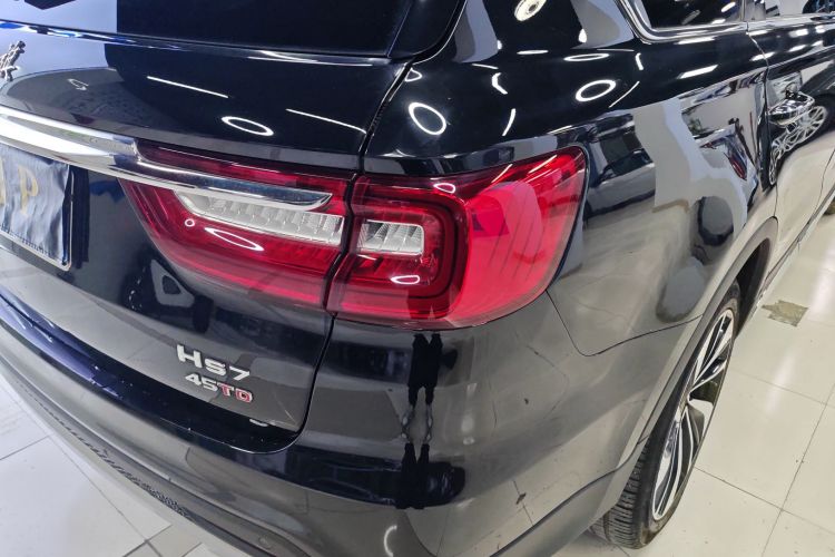 红旗HS7 2021款 2.0T DCT两驱智联旗畅版车身外观9