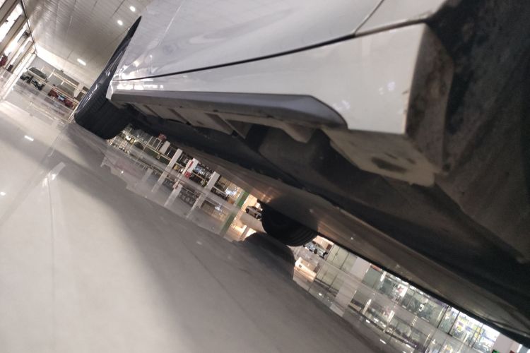 埃安 AION S Plus 2023款 70 智驾版 三元锂局部细节9001