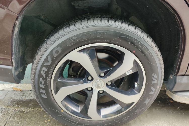 比亚迪S7 2015款 2.0T 自动尊贵型车身外观6002