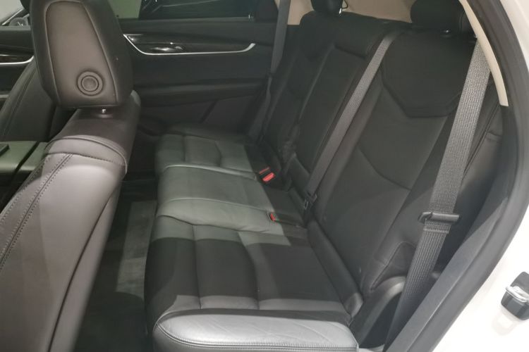 凯迪拉克XT5 2016款 28T 四驱豪华型中控内饰21