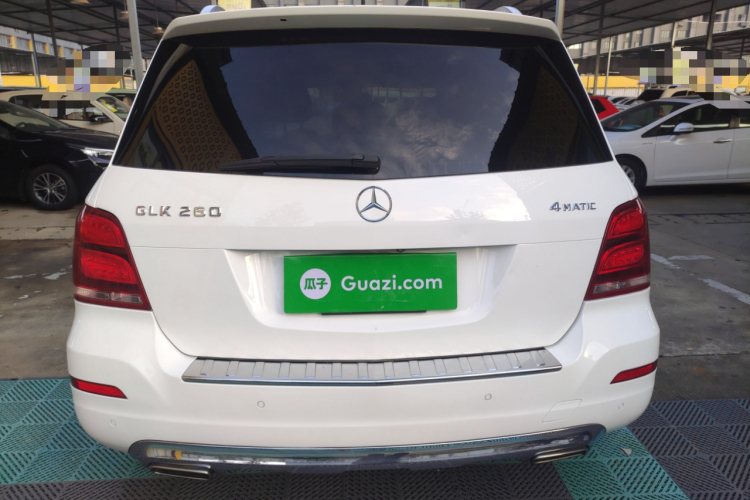 奔驰GLK级 2015款 GLK 260 4MATIC 动感型 极致版车身外观6