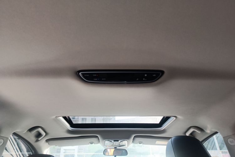 广汽传祺 传祺M8 2021款 领秀系列 390T 尊享版中控内饰22