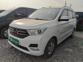 五菱汽车 五菱宏光 2021款 1.5L改款 S舒适型 电动助力LAR