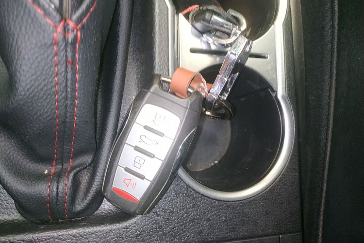 哈弗M6 2018款 改款 1.5T DCT两驱精英型中控内饰11