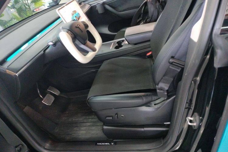 特斯拉 Model Y 2022款 改款 后轮驱动版局部细节19