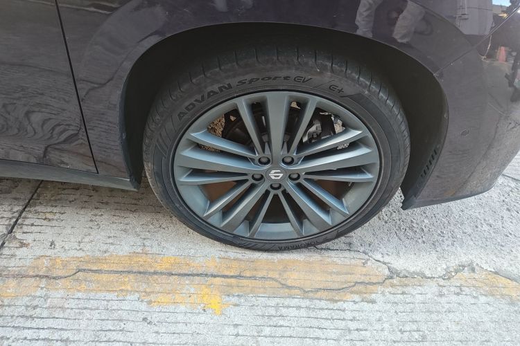 零跑汽车 零跑C16 2024款 增程 200激光雷达版车身外观10