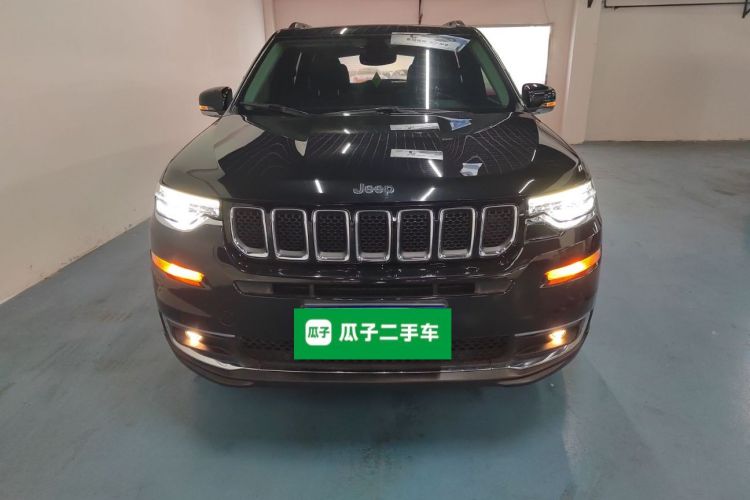 Jeep 大指挥官 2018款 2.0T 两驱进享版 国V车身外观6001