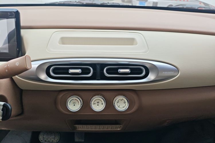 五菱汽车 宏光MINIEV 2025款 四门版 进阶款局部细节16