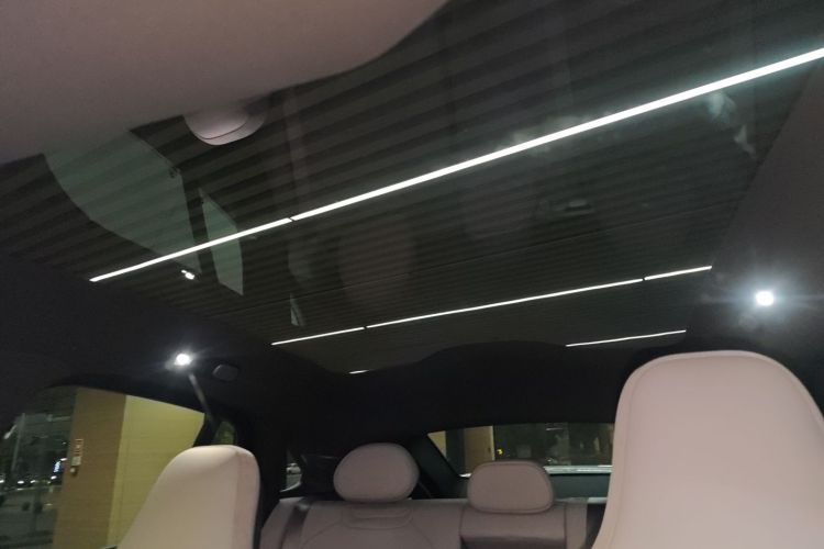 蔚来EC6 2025款 75kWh中控内饰22