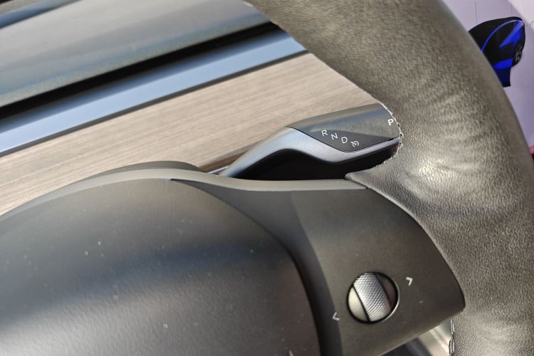 特斯拉 Model Y 2021款 长续航全轮驱动版局部细节18