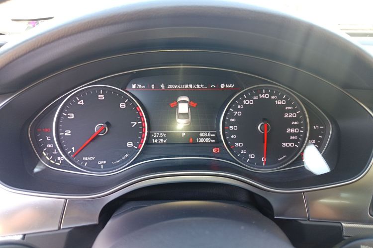 奥迪A6L 2017款 45 TFSI quattro 运动型中控内饰14