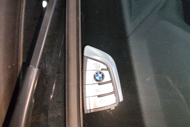 宝马2系(进口) 2021款 225i 四门轿跑车 M运动套装中控内饰7001