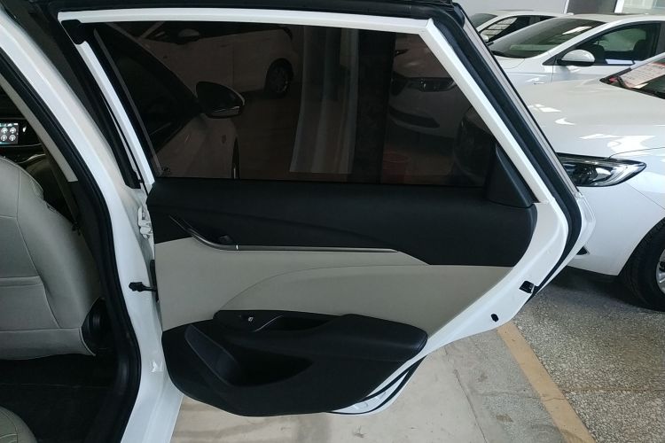 别克 阅朗 2019款 15T 双离合互联精英型 国V中控内饰45