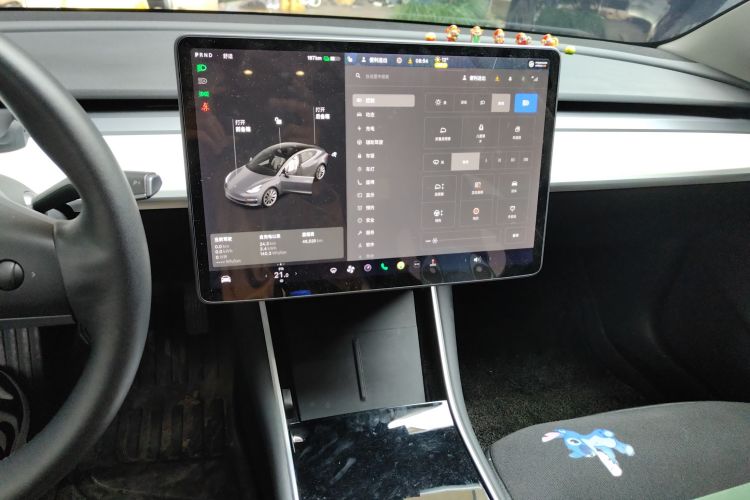 特斯拉 Model 3 2020款 改款 标准续航后驱升级版中控内饰16