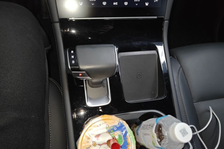 理想汽车 理想ONE 2021款 增程6座版中控内饰18