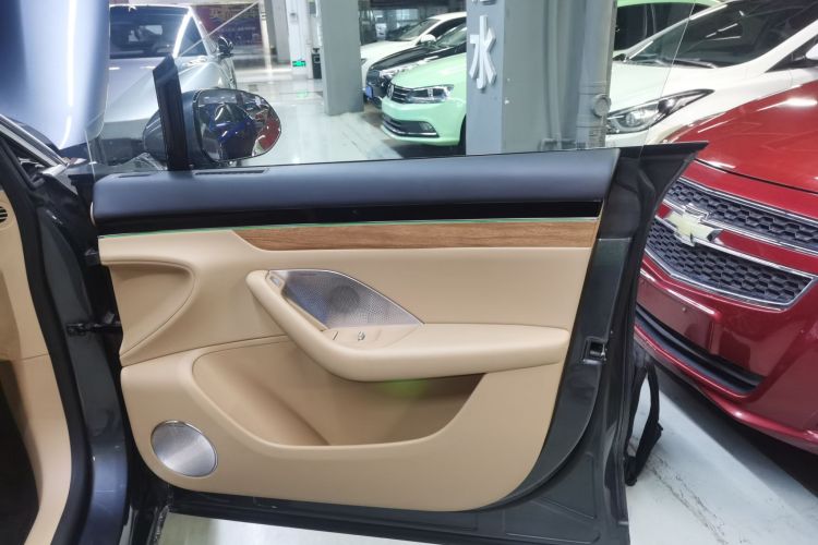 鸿蒙智行 智界R7 2024款 纯电 736km UItra中控内饰7005