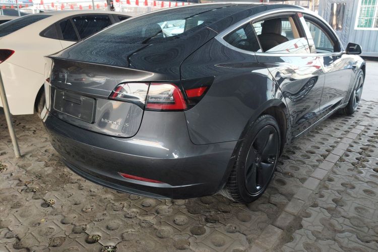 特斯拉 Model 3 2019款 标准续航后驱升级版车身外观6005